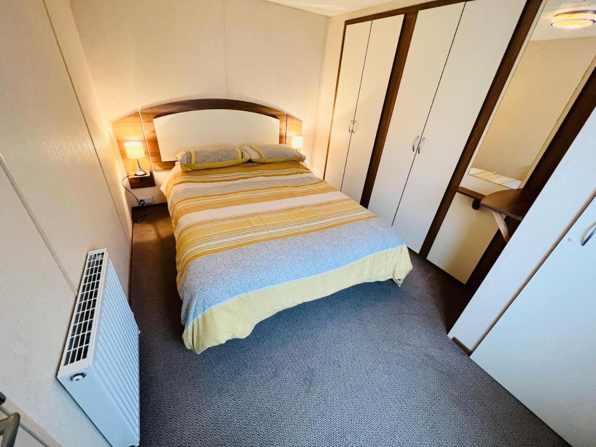 2 Bedroom Caravan Nv16, Lower Hyde, Shanklin, Isle Of Wight 외부 사진